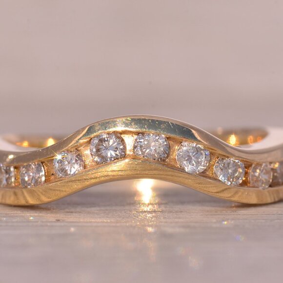 Natural Diamond Contour Band in Yellow Gold